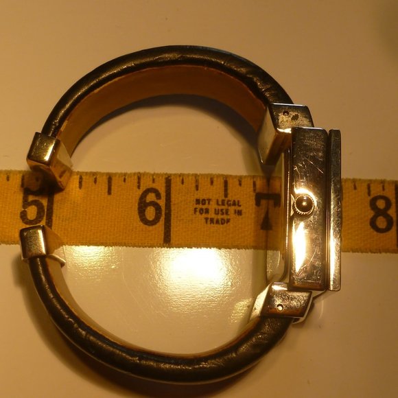 3 Unique and Functioning Watches - Picture 9 of 16